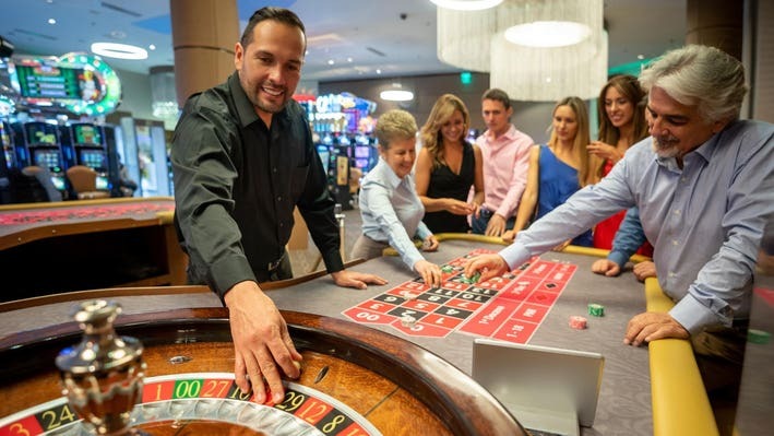 The Thrill of Casino Games: A World of Chance and Strategy